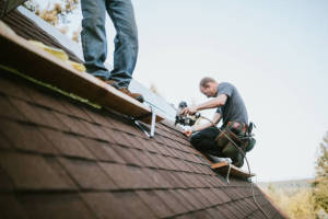 Find Local Roofers & Roofing Contractors in Grovania, PA